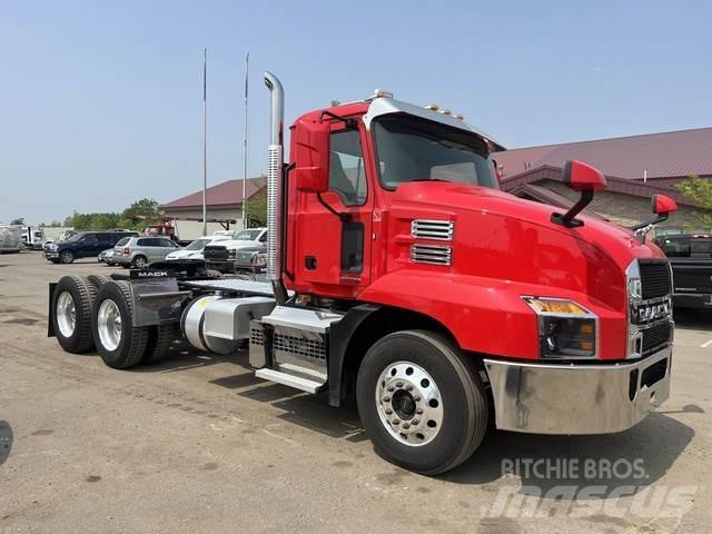 Mack ANTHEM Andere Transporter