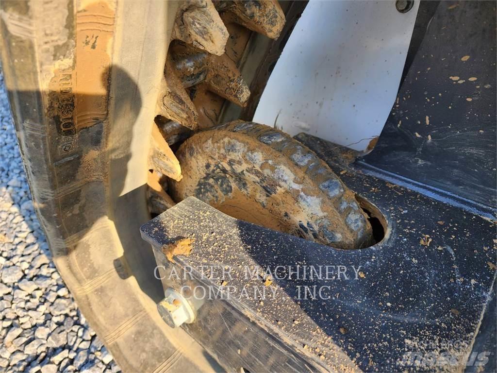 Bobcat T66 Kompaktlader