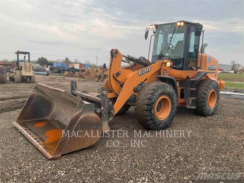 CASE 621F Radlader