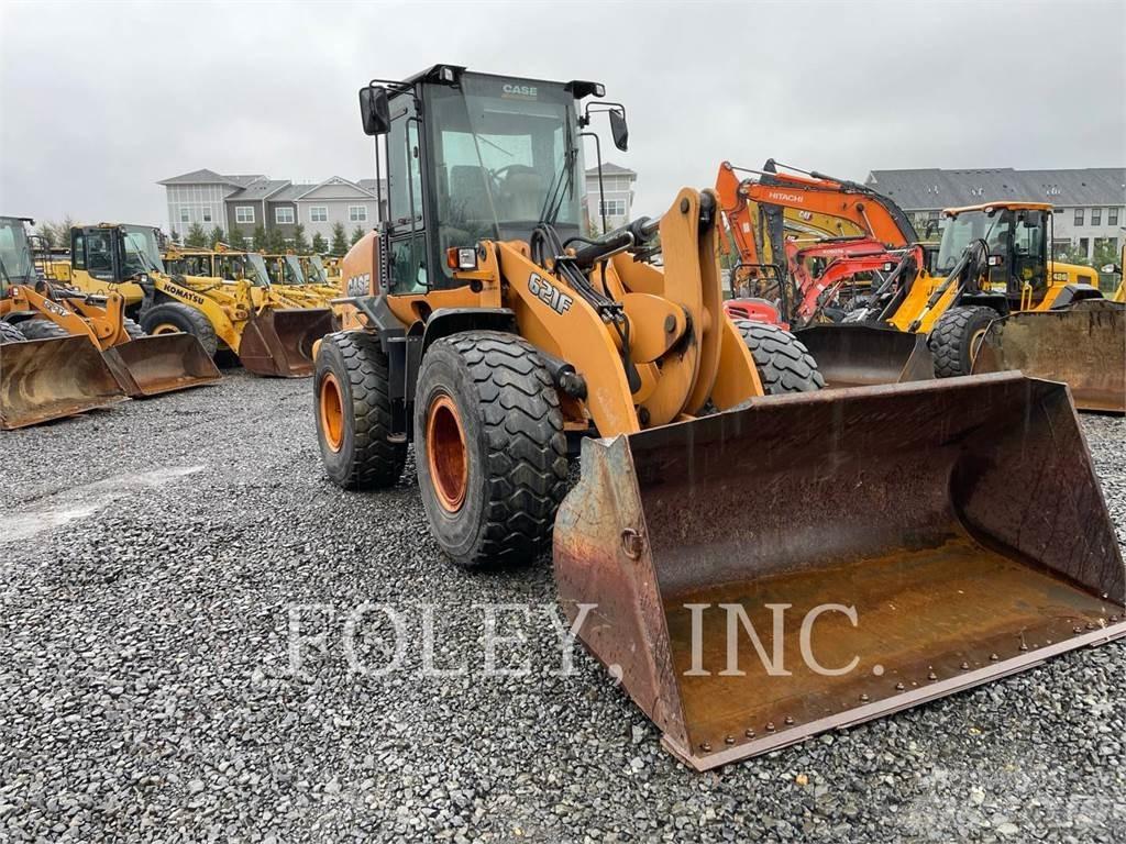 CASE 621F Radlader