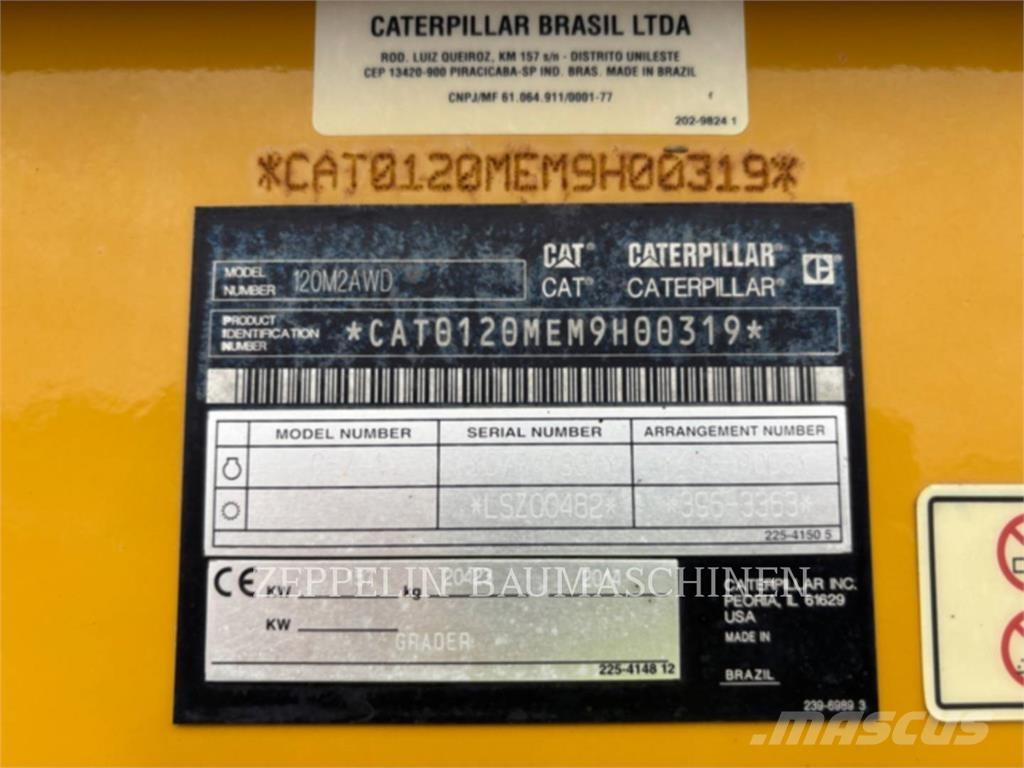 CAT 120M Grader