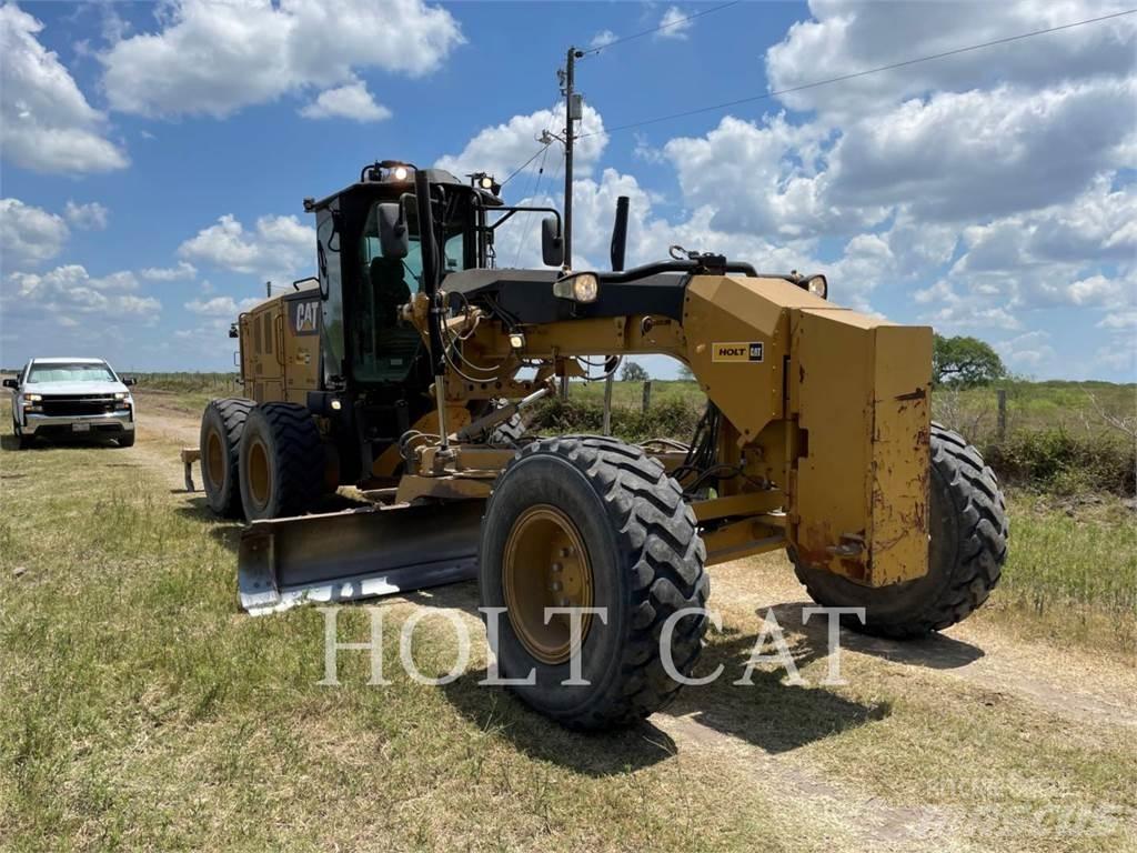 CAT 120M2 Grader