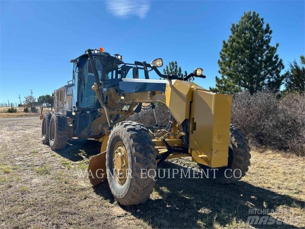 CAT 120M2 AWD Grader