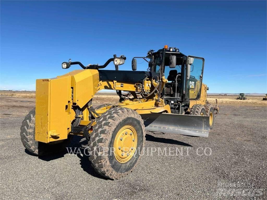 CAT 120M2 AWD Grader
