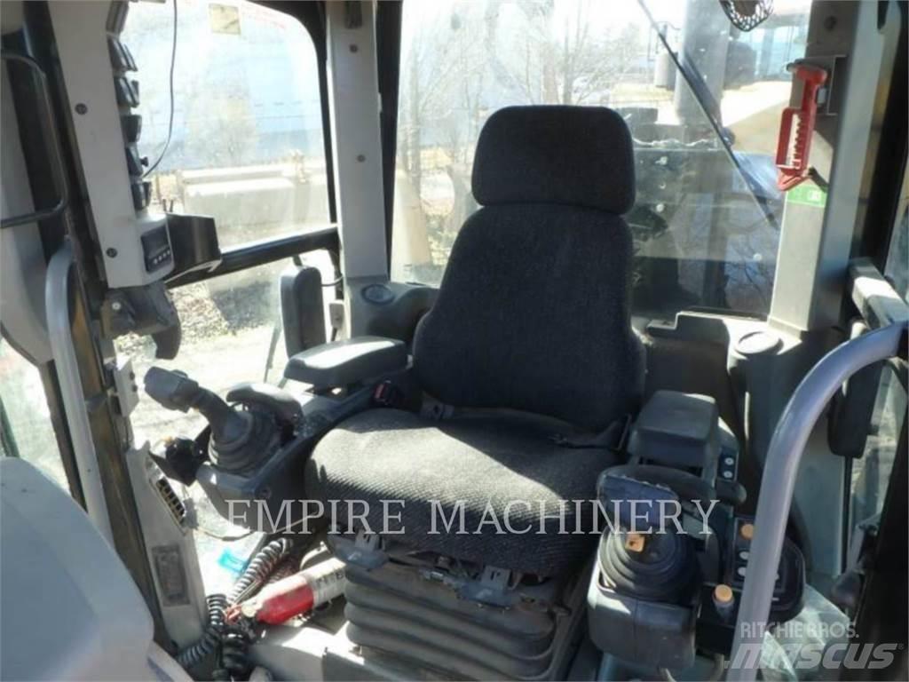 CAT 120M2 AWD Grader