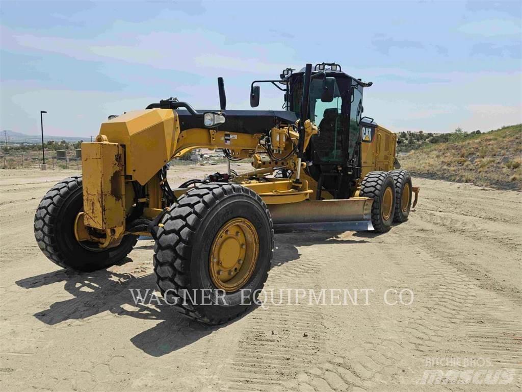 CAT 120M2AWD Grader