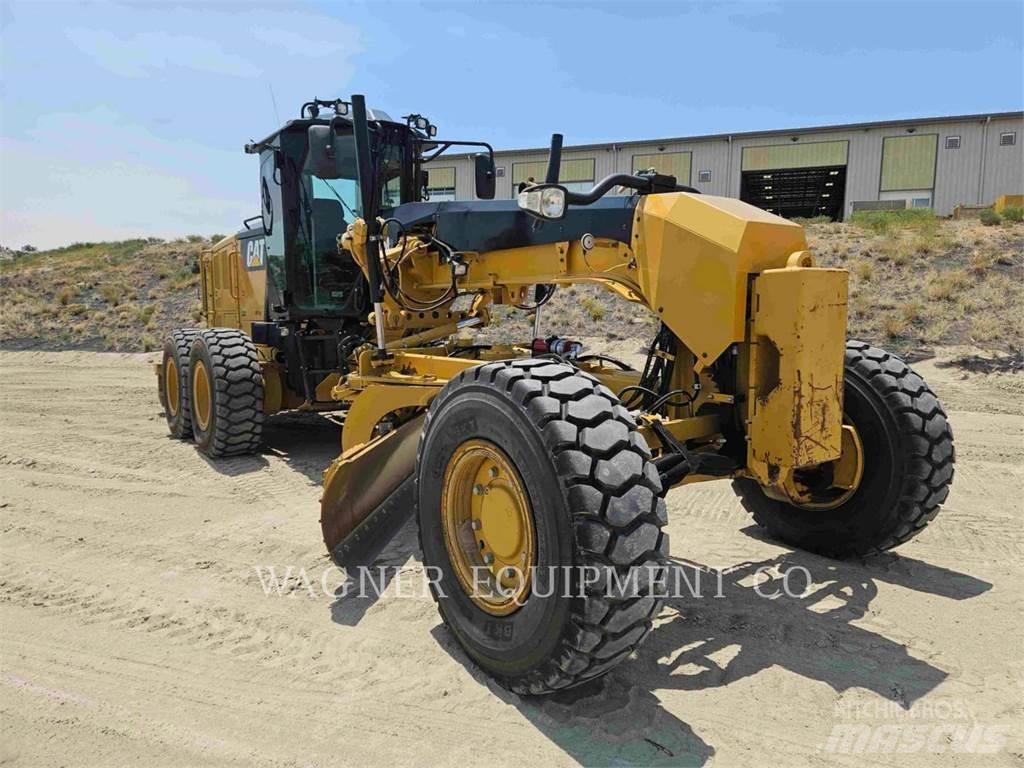 CAT 120M2AWD Grader