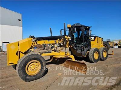 CAT 12M Grader