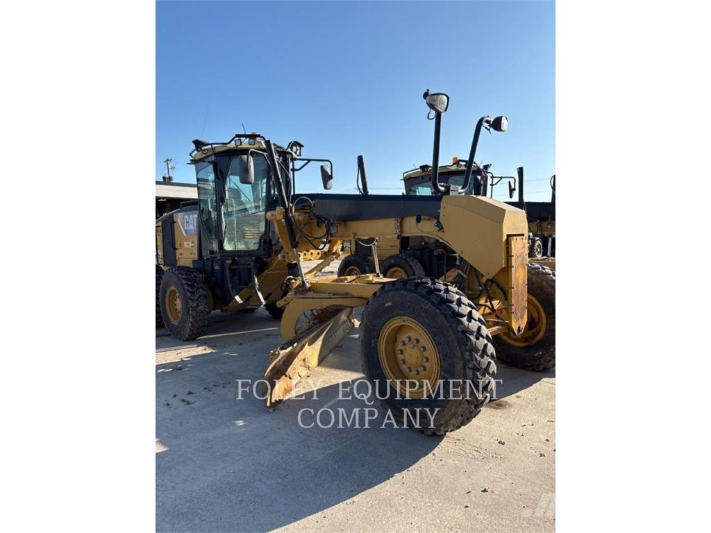 CAT 12M Grader