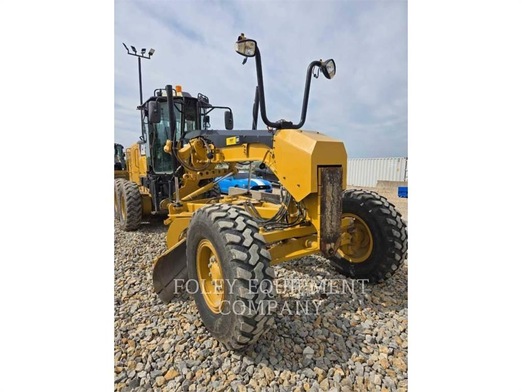 CAT 12M2 Grader