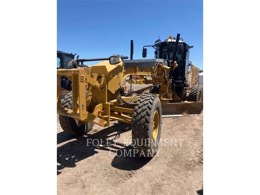 CAT 12M2 Grader