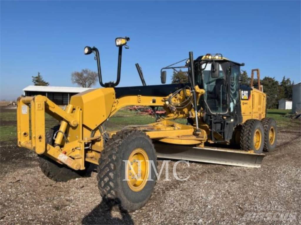 CAT 12M2 Grader