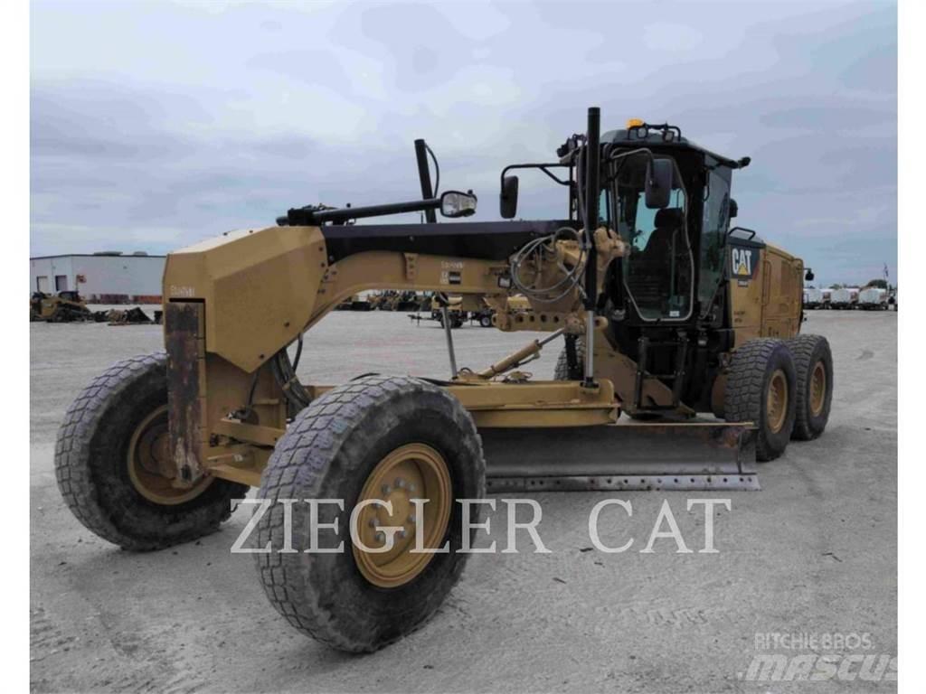 CAT 12M2 Grader