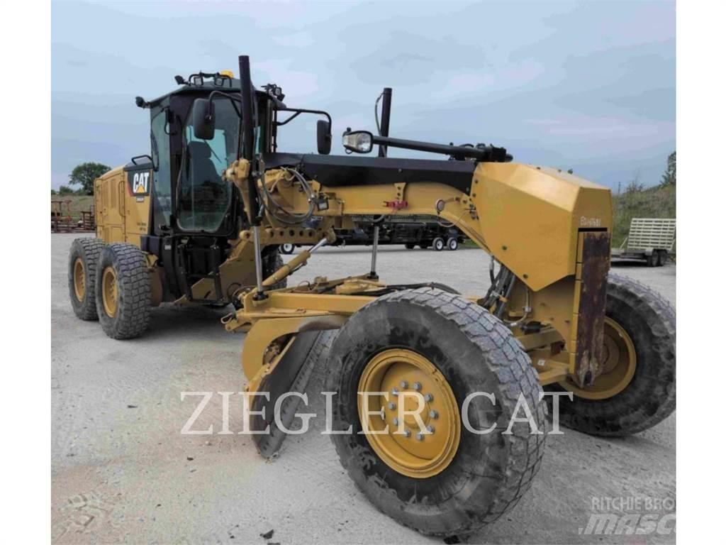 CAT 12M2 Grader