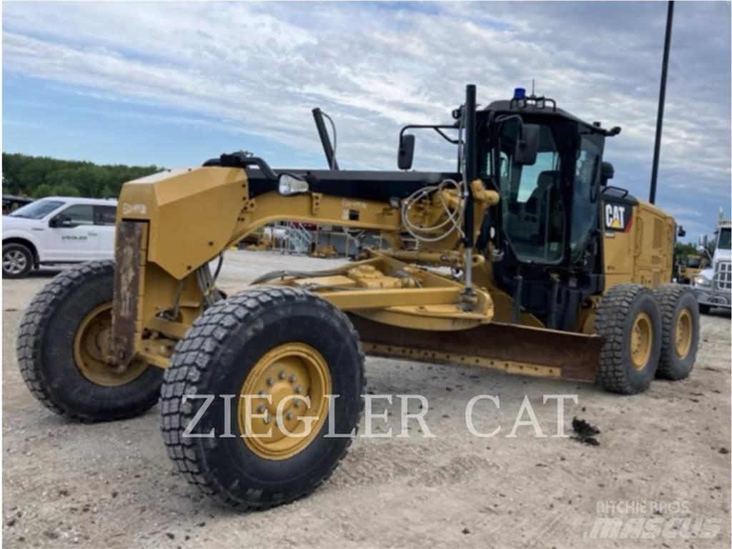 CAT 12M2 Grader
