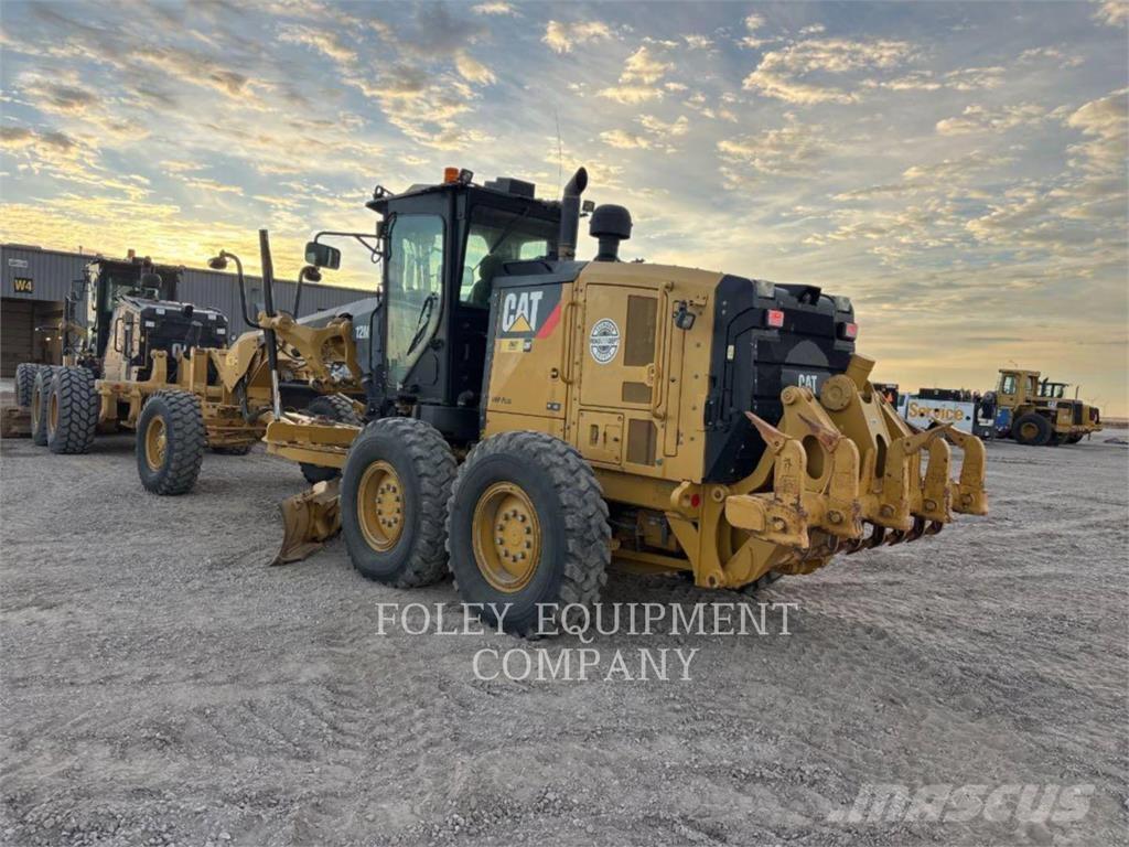 CAT 12M2 Grader