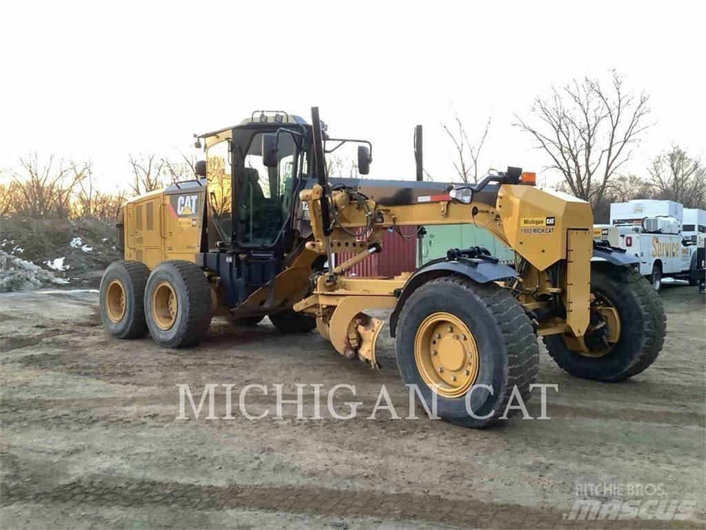 CAT 12M2 AWD Grader