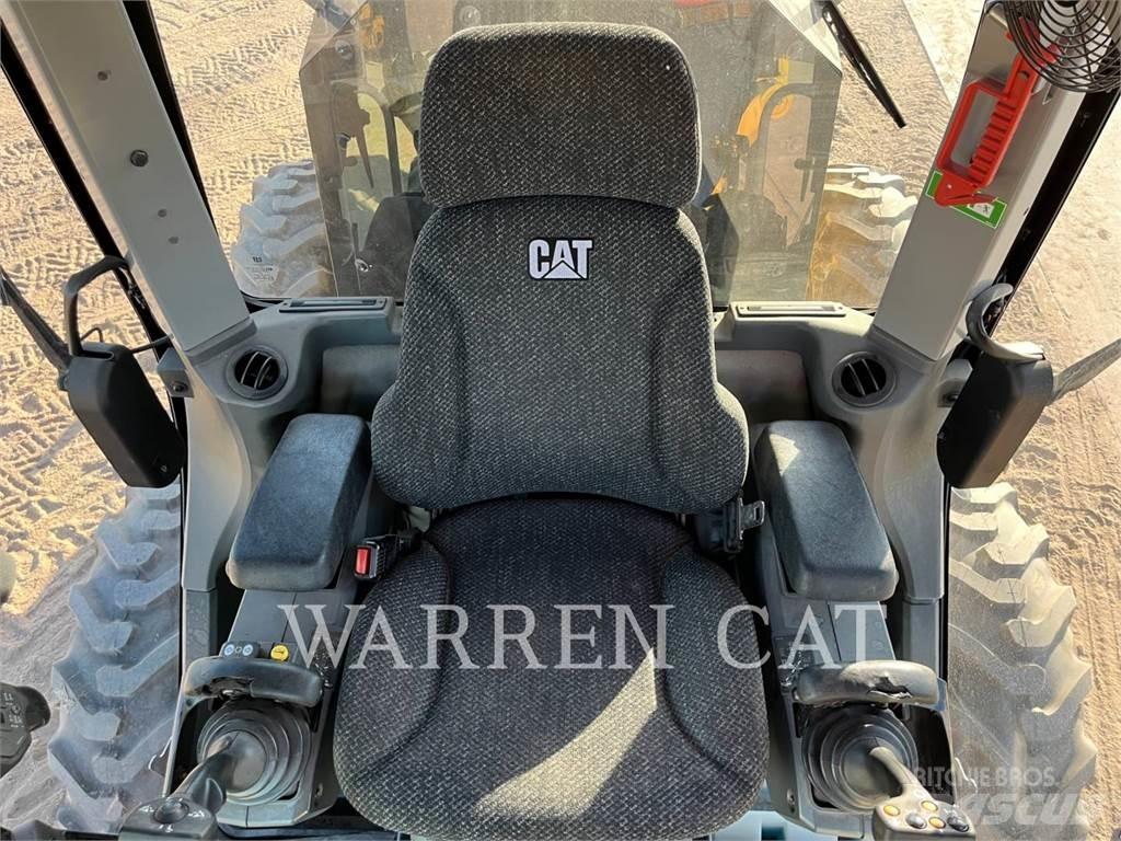 CAT 12M3 Grader