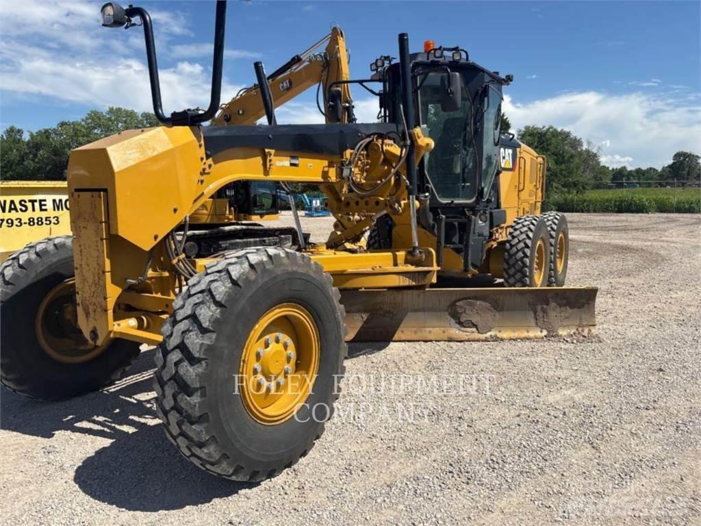 CAT 12M3 Grader
