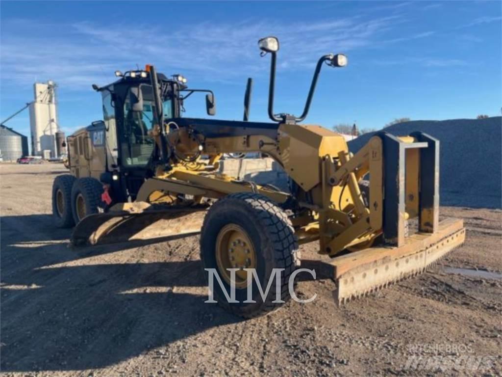 CAT 12M3 Grader