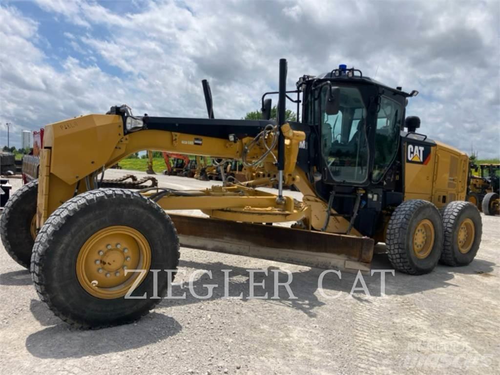 CAT 12M3 Grader