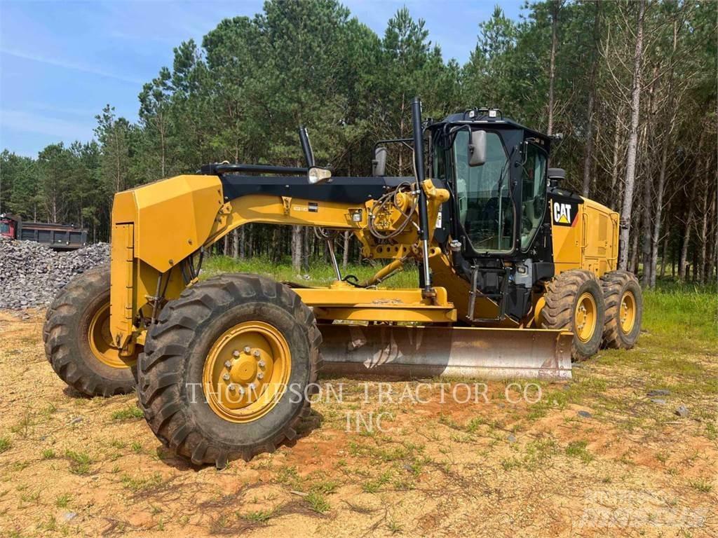 CAT 12M3 Grader