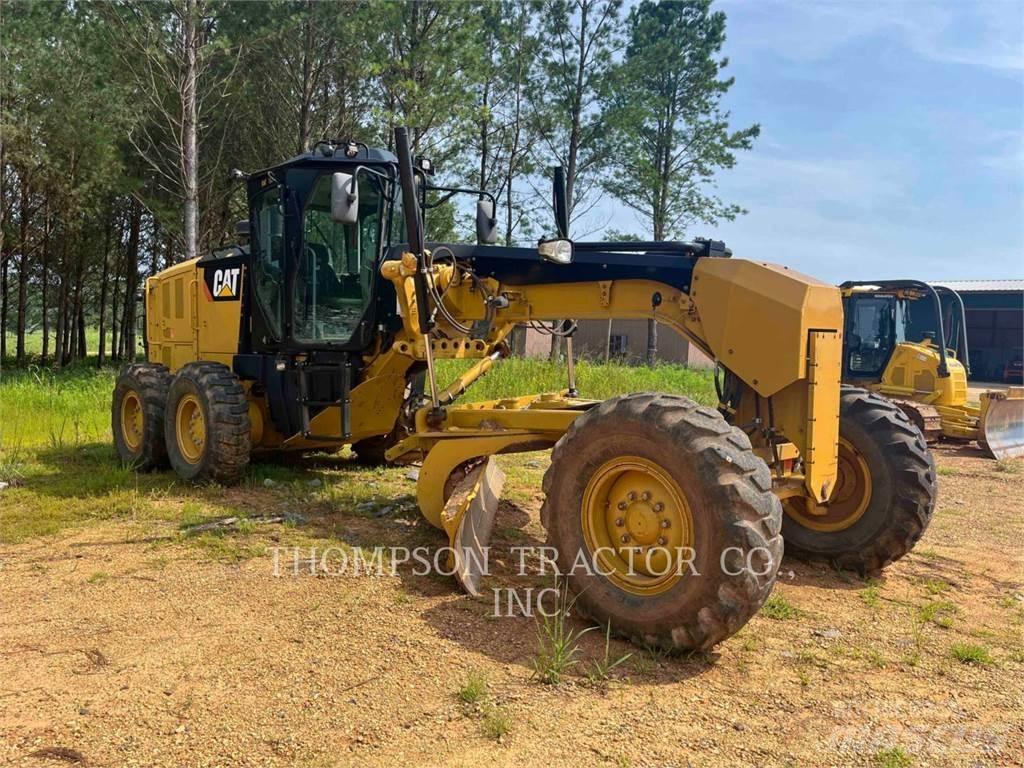 CAT 12M3 Grader