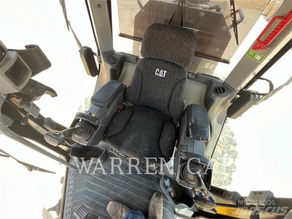 CAT 12M3 AWD Grader