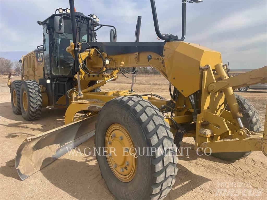 CAT 12M3 AWD Grader