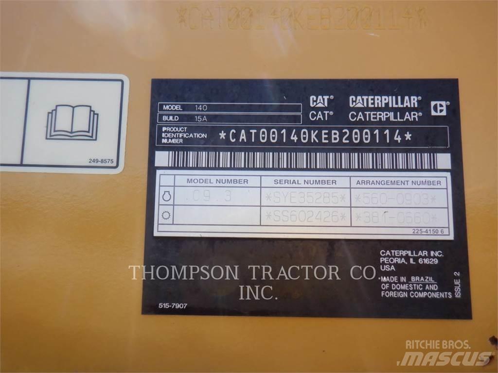 CAT 140 Grader
