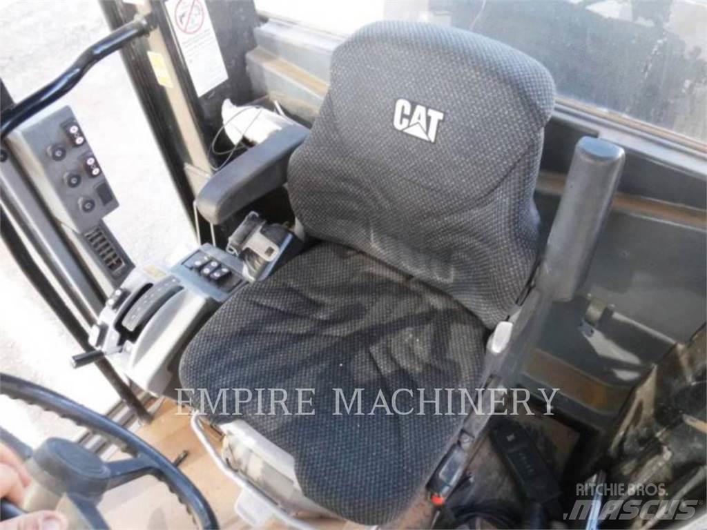 CAT 140-13 Grader