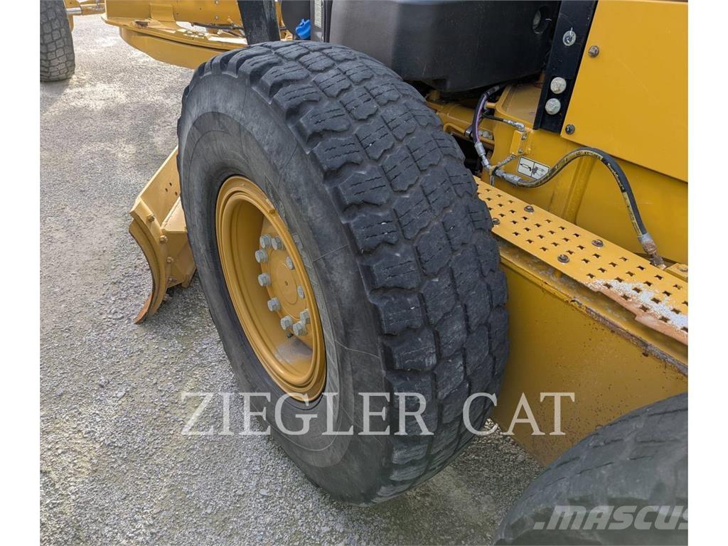 CAT 140-15 Grader