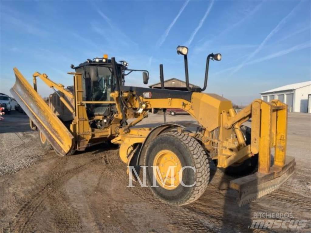 CAT 140-15AWD Grader