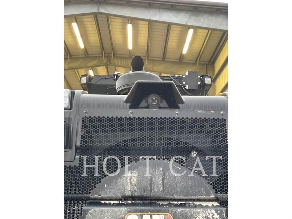 CAT 140 AWD Grader
