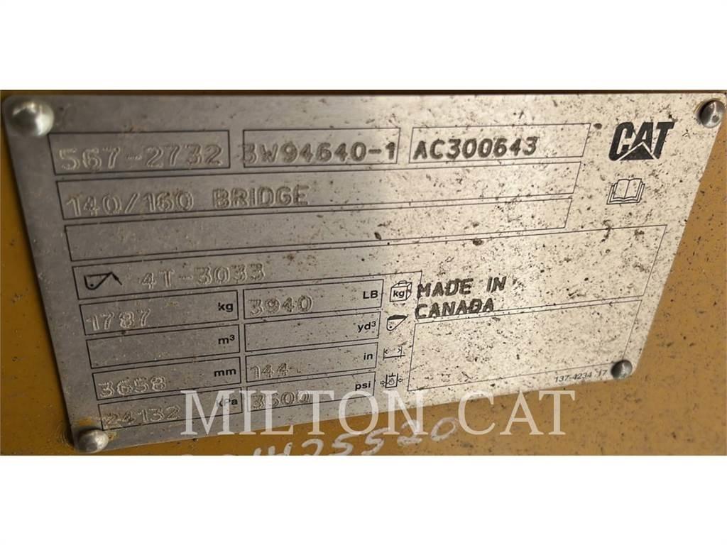 CAT 140 MASTLESS WING Schneefräse
