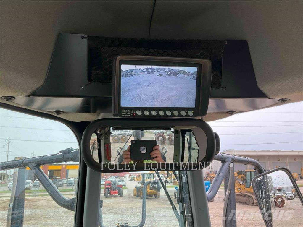 CAT 14015AWD Grader