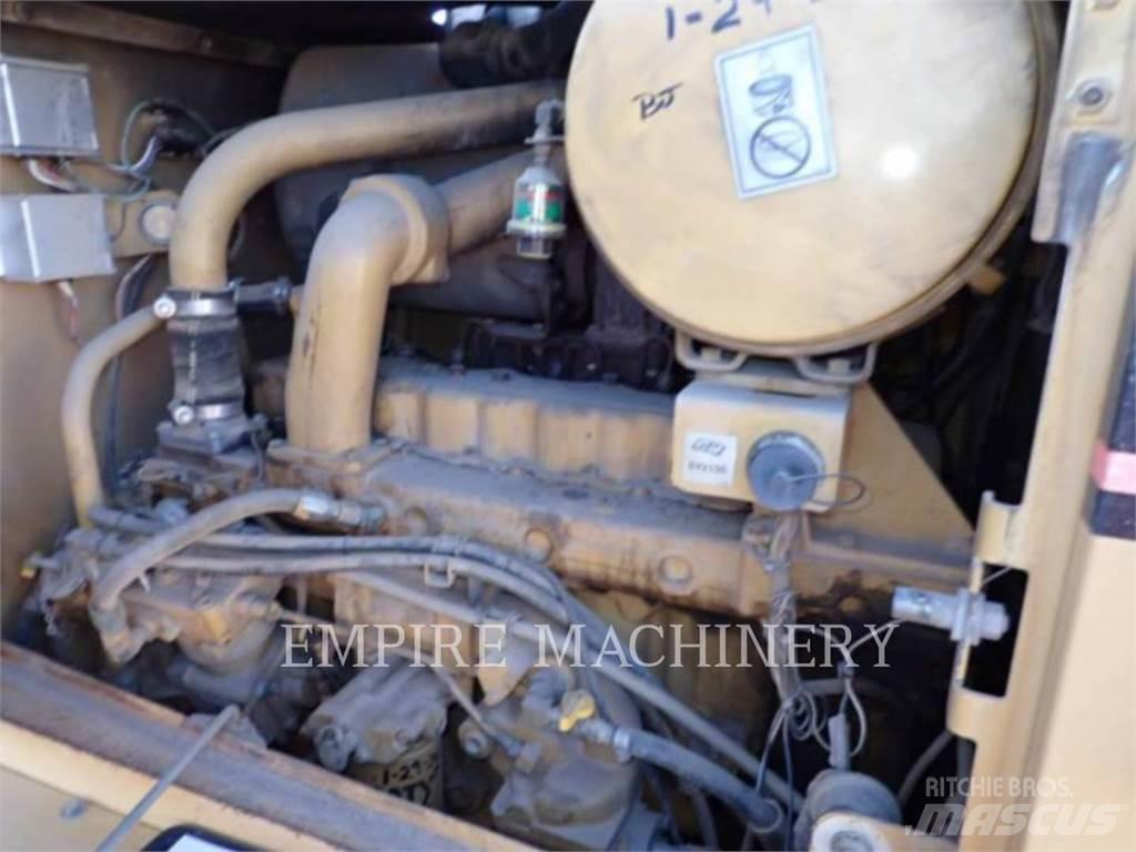 CAT 140H Grader