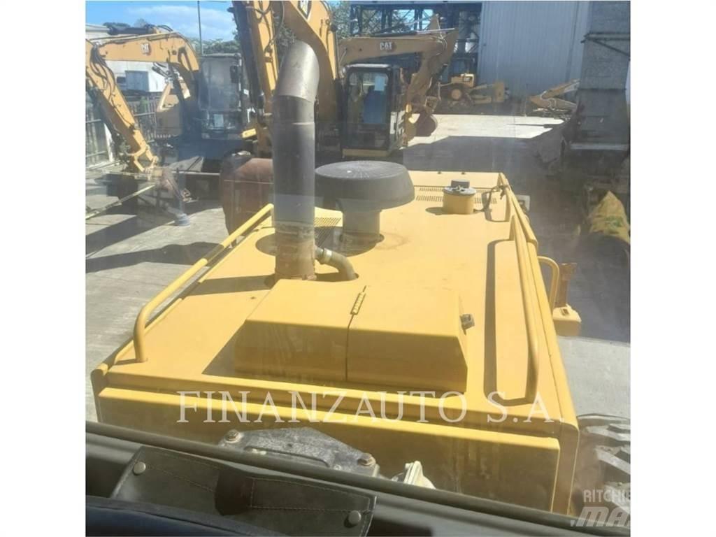CAT 140K Grader
