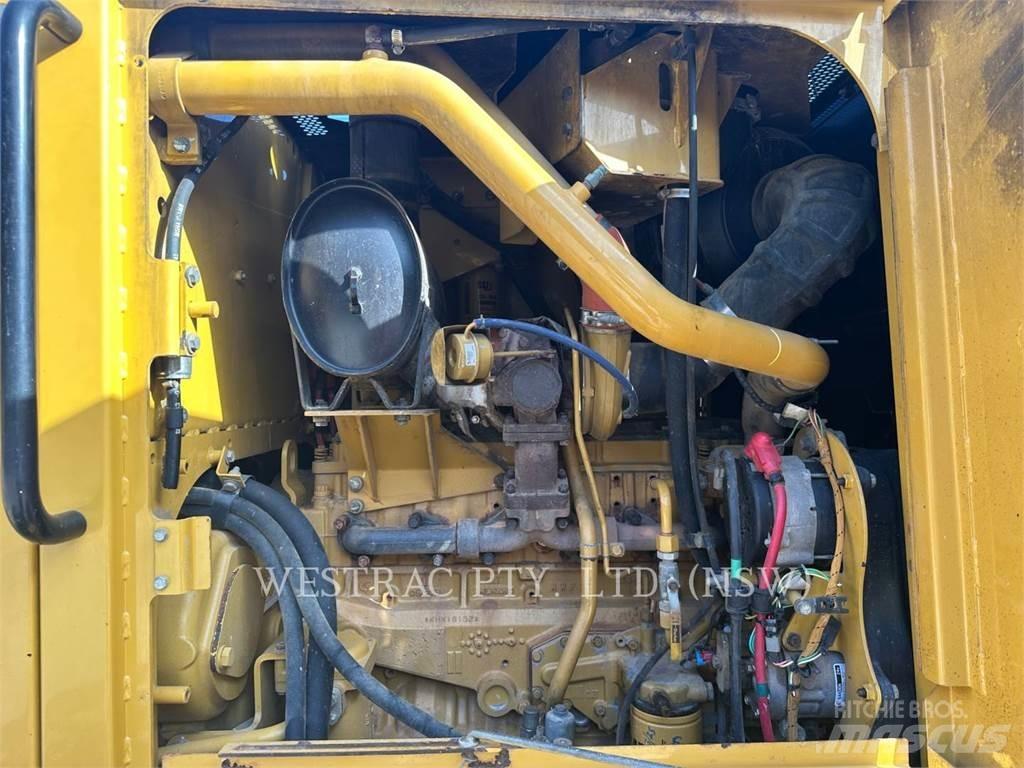 CAT 140M Grader
