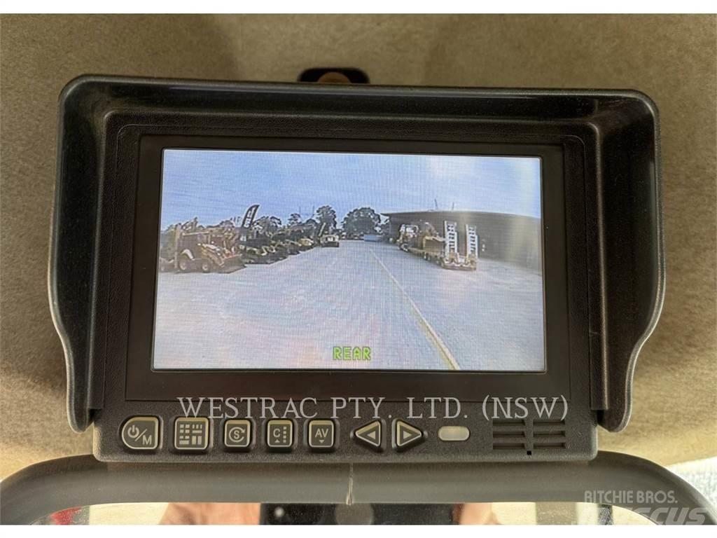 CAT 140M Grader