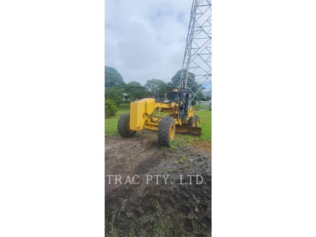 CAT 140M Grader