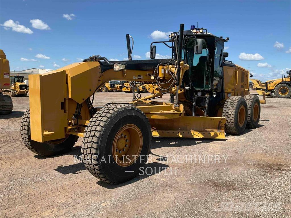 CAT 140M2 Grader