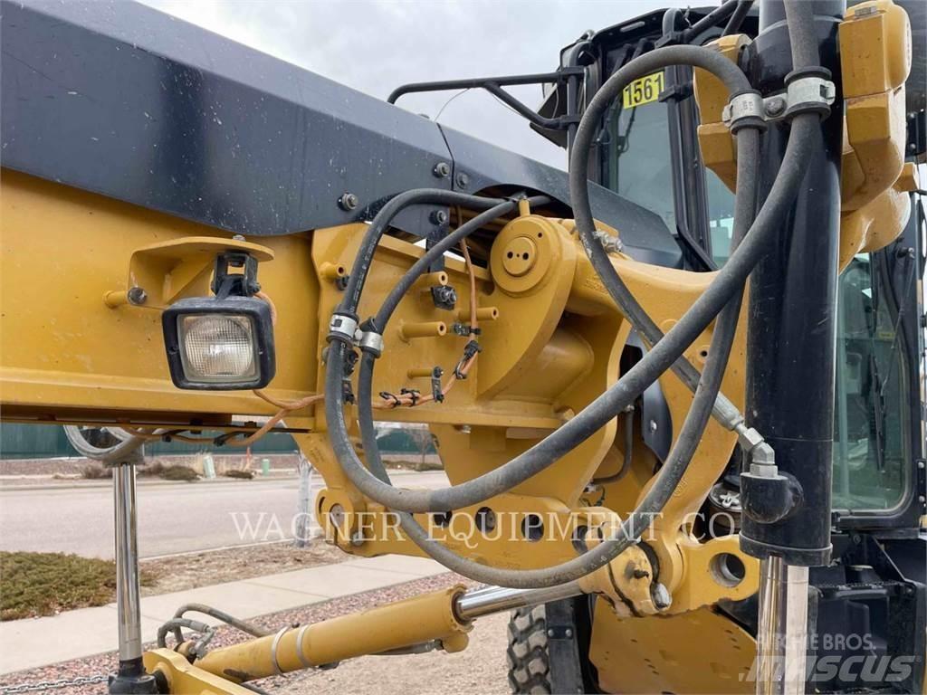 CAT 140M2 Grader