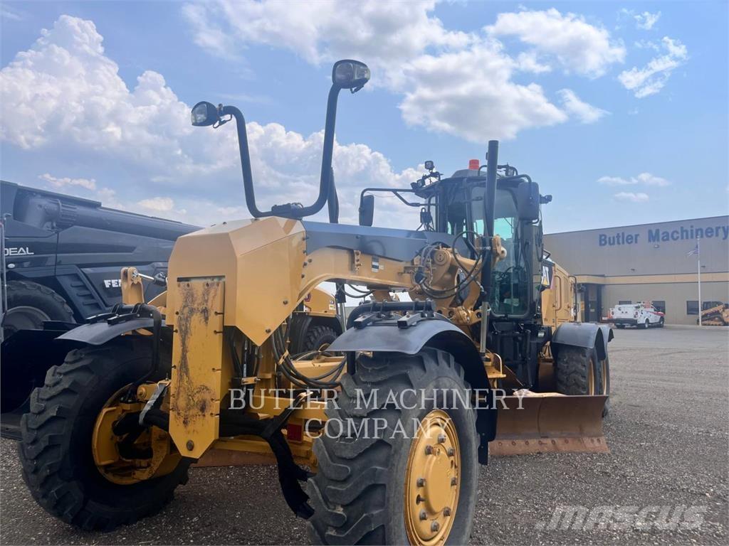 CAT 140M2AWD Grader