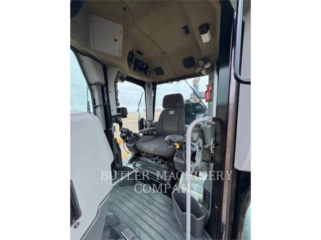 CAT 140M3AWD Grader