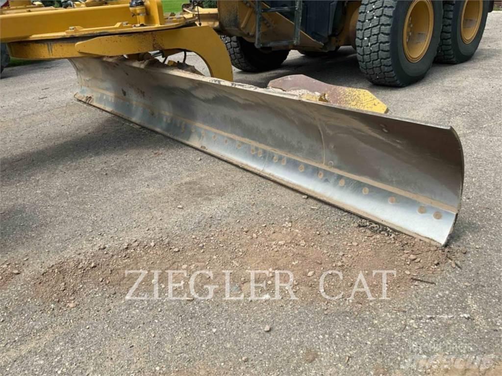CAT 140M3AWD Grader