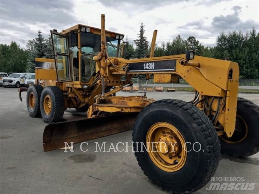 CAT 143H Grader