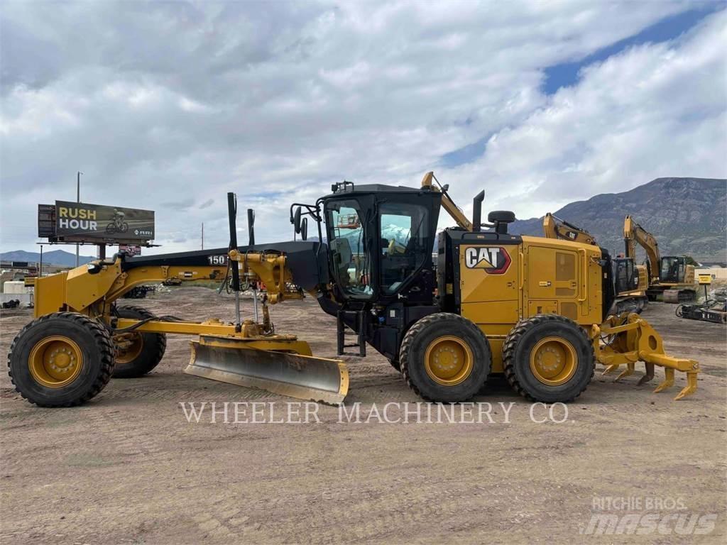 CAT 150 15 Grader