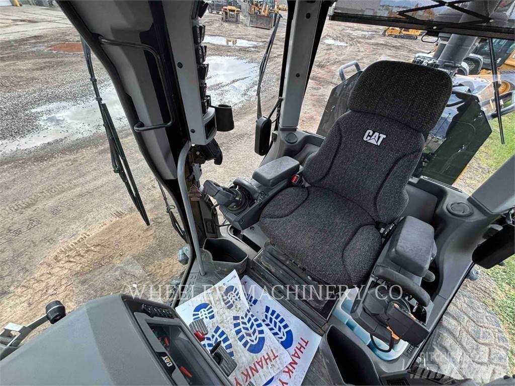 CAT 150 15 Grader