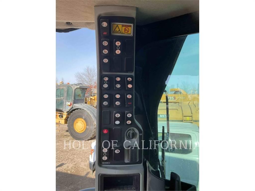 CAT 150 3W Grader